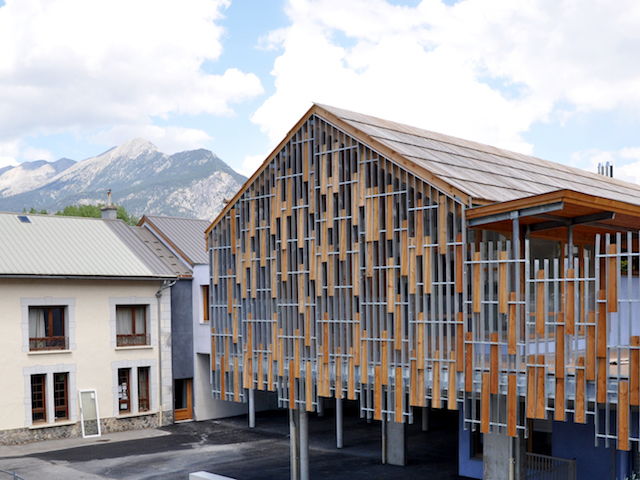 Garderie%20exte%cc%81rieur
